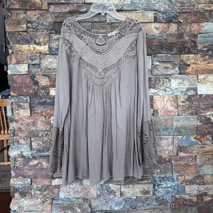 Lace Detail Long Sleeve Dress